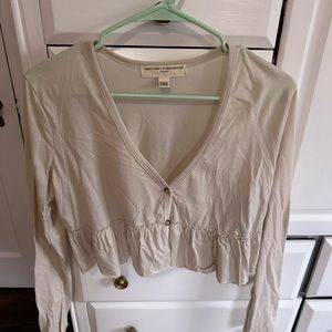 Women’s urban outfitters cropped long sleeve